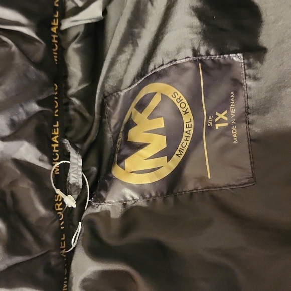 Michael Kors Black Camo Embossed Long Puffer Coat. Parka Faux Fur - Picture 8 of 13